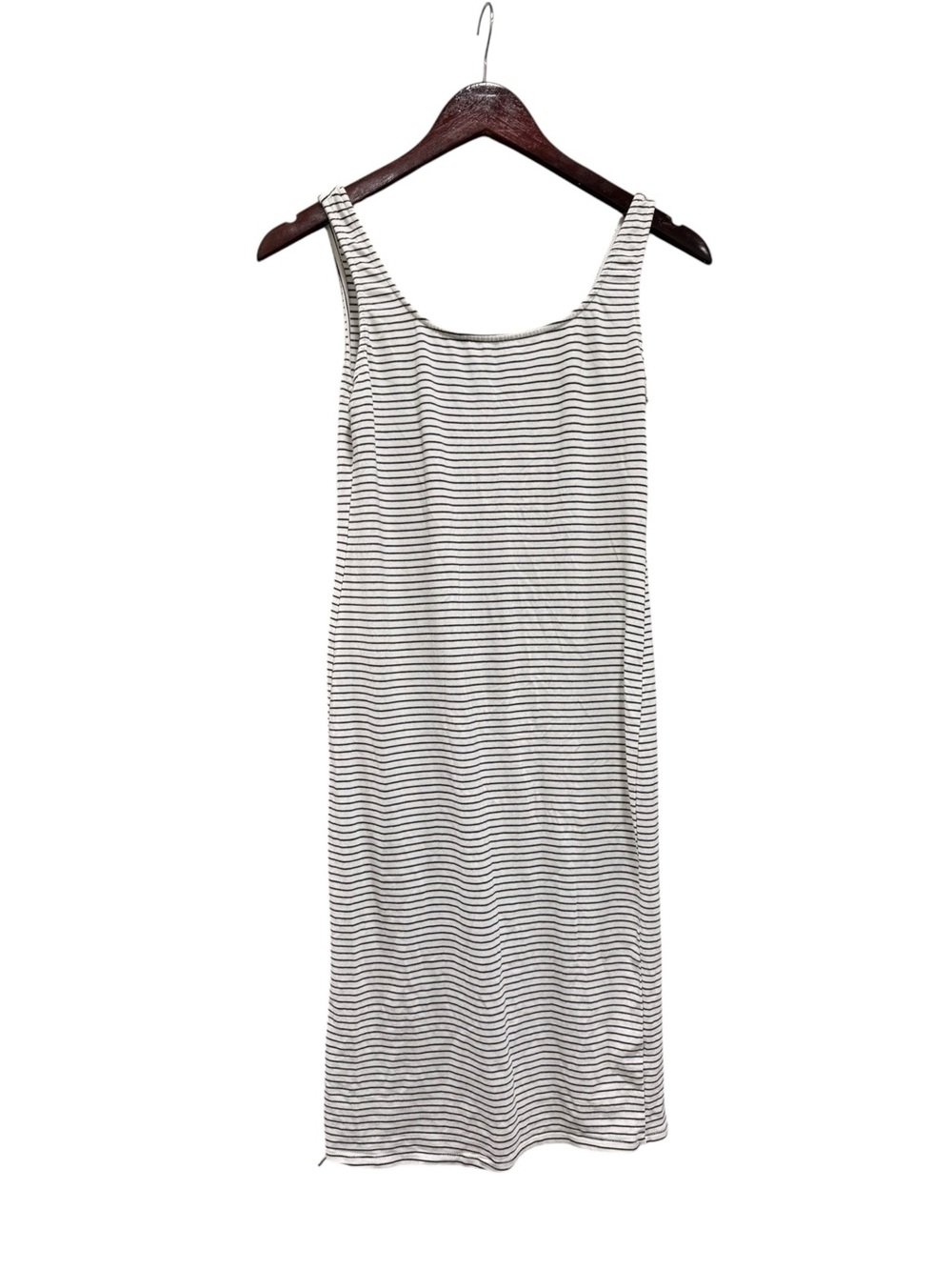 Heart and Hips Striped Sleeveless Scoop Neck Midi Dress - Black & White
